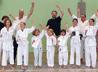 Gruppenfoto: Kyu-Prüfungen Kinder, Karate-Dojo Montabaur, Juli 2022