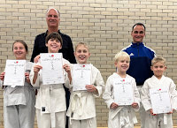 Gruppenfoto: Kyu-Prüfungen Kinder, Karate-Dojo Montabaur, November 2025